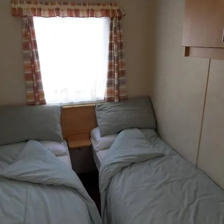 Hedgehog Holiday Home In The Countryside, 10 Mins To Lligwy Beach Llandyfrydog Exterior photo