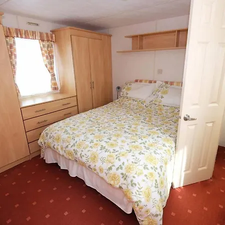 Hedgehog Holiday Home In The Countryside, 10 Mins To Lligwy Beach Llandyfrydog Exterior photo
